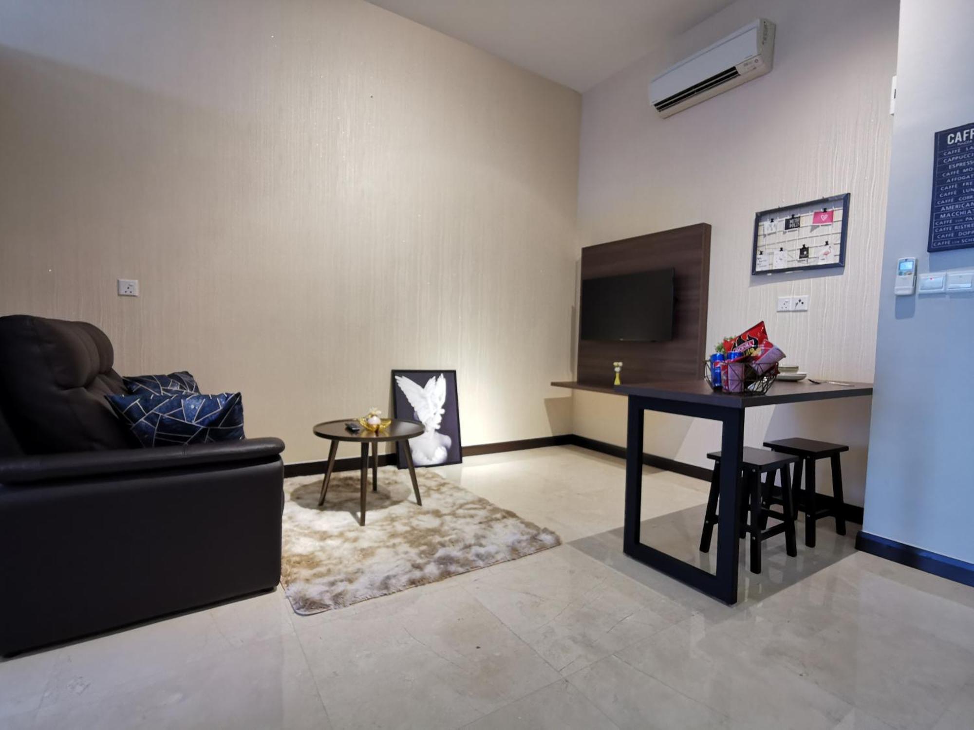 Attic Home Melaka Silverscape Residence & Jonker Habitación foto